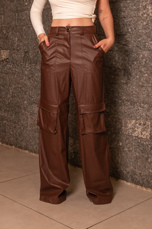 Calça de couro